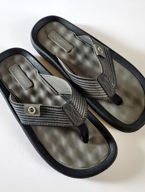 Cartago Men's Grey Flip Flop Sandals Size 8